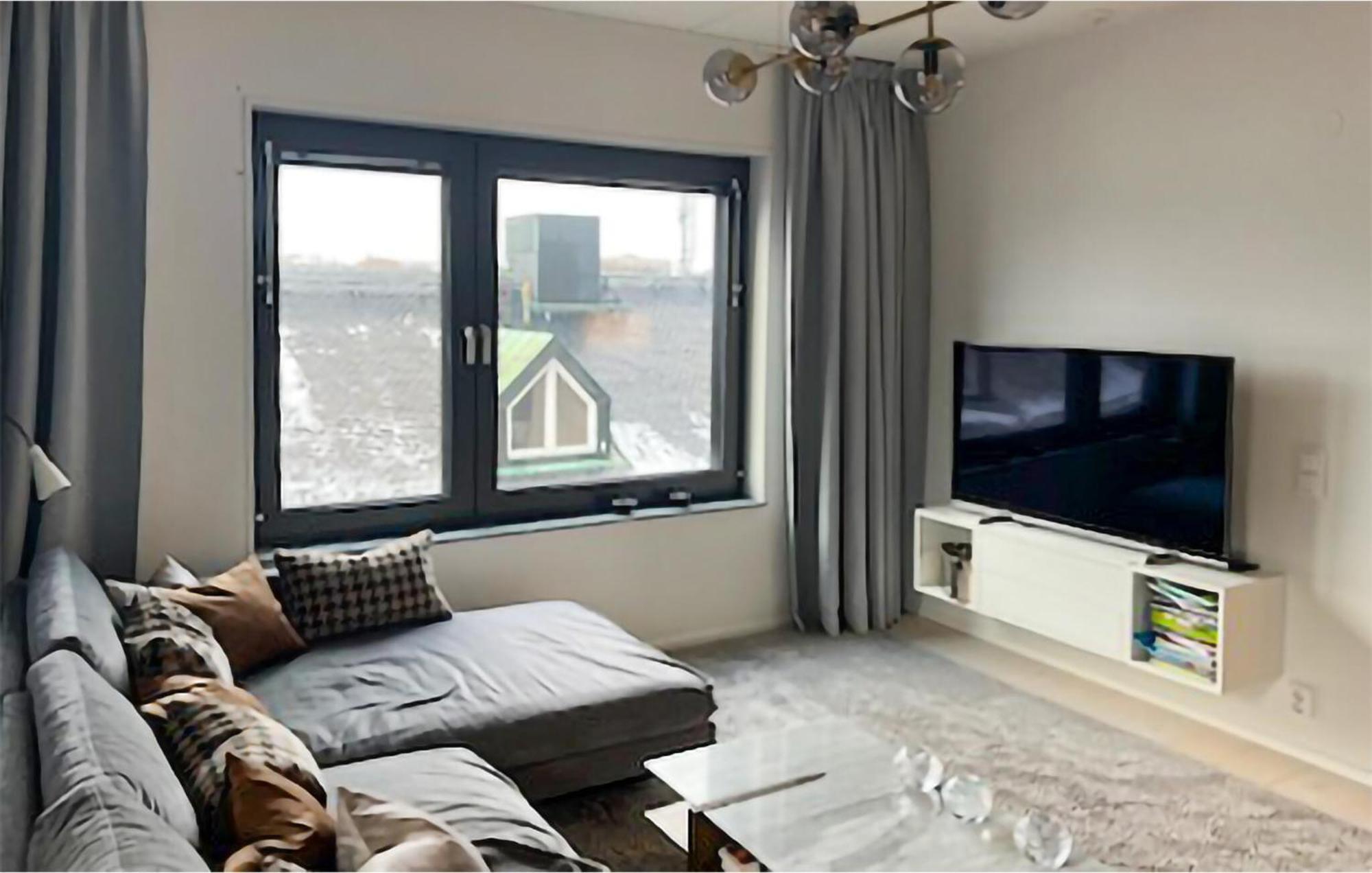 2 Bedroom Gorgeous Apartment In Stockholm Buitenkant foto